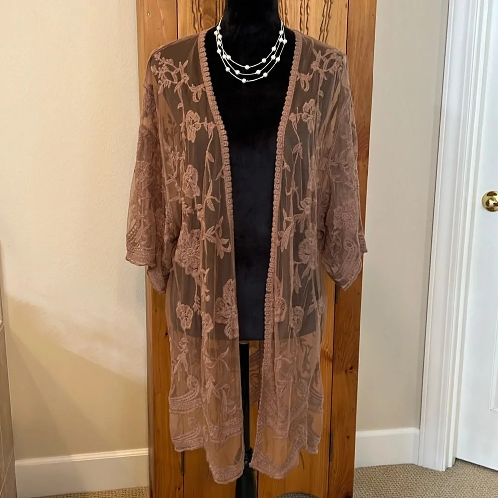Sundance Lace‎ Kimono